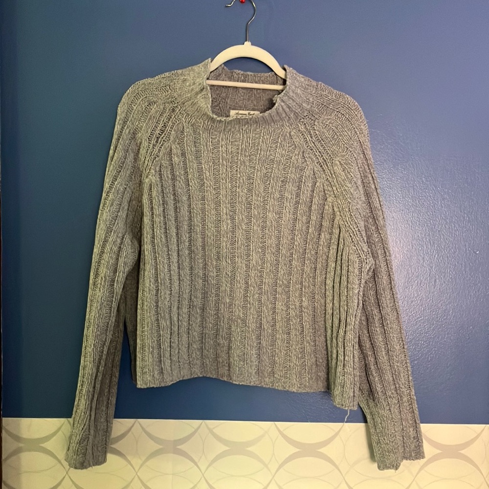 American Eagle Light Grey Knit Sweater